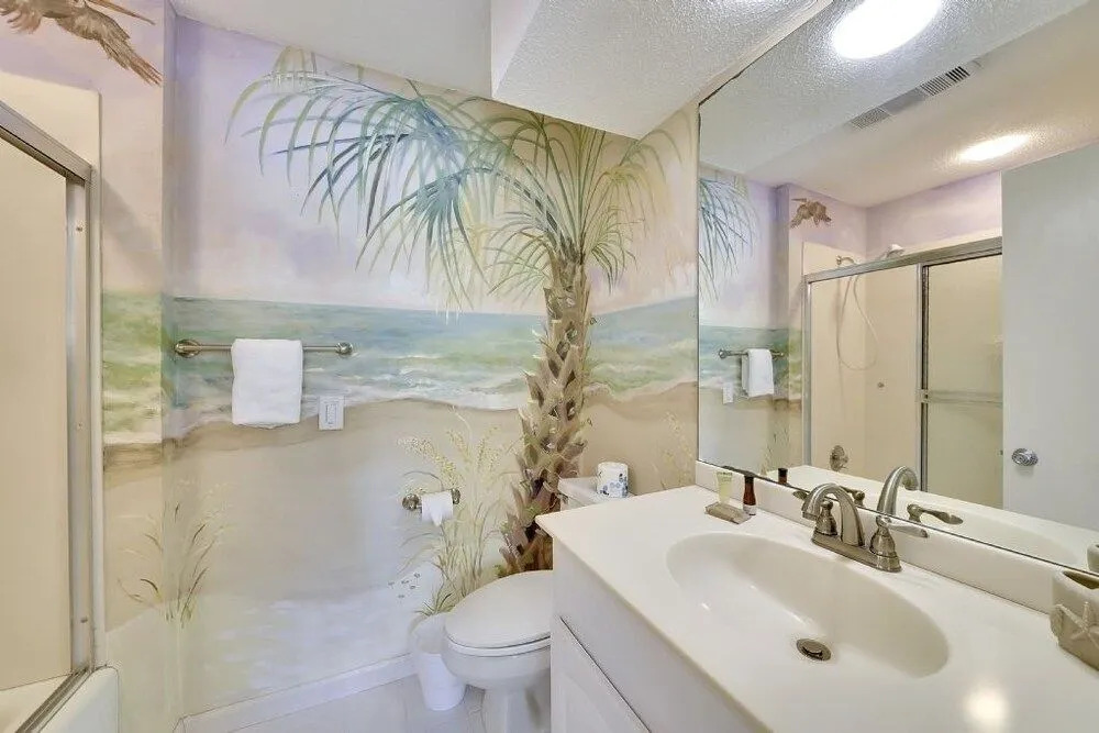 17 Sailmaster Commons - 2 Br home by RedAwning