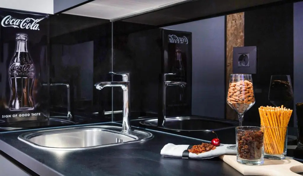 Split Industrial Design Rooms
