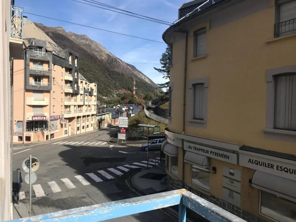T2 + alcove 4 pers au pied du télécabine avec parking couvert