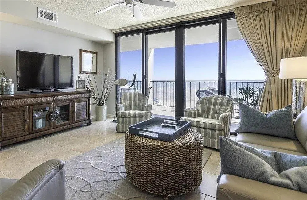 Wind Drift 208 - 2 Br condo by RedAwning