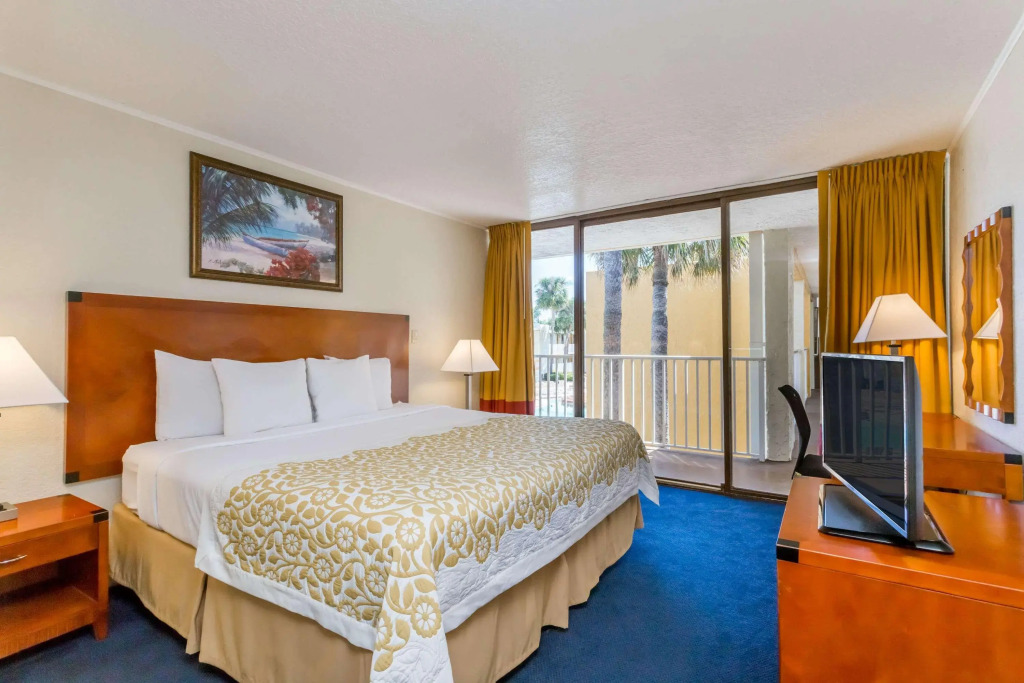 Days Inn & Suites Clermont