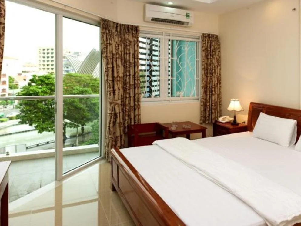 Quang Hoa Airport Hotel
