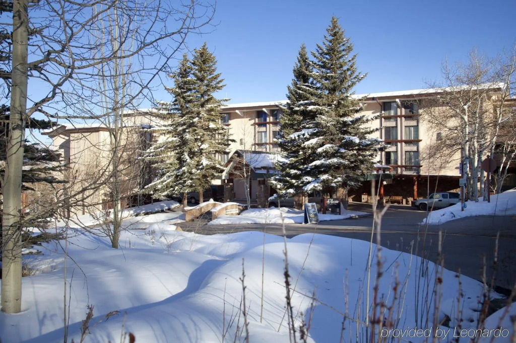 Stonebridge Inn