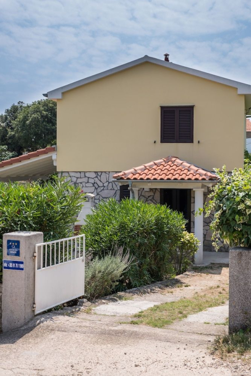 Villa Mirta