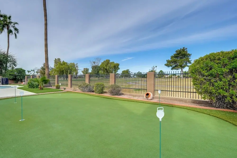 Putting Green! Fairway Retreat on Dobson Ranch