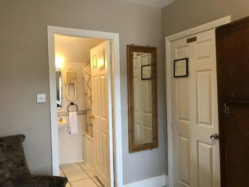 Harveys Guest House