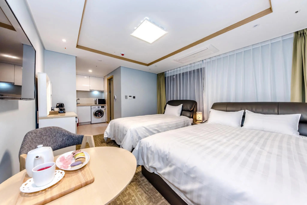 Hotel DK