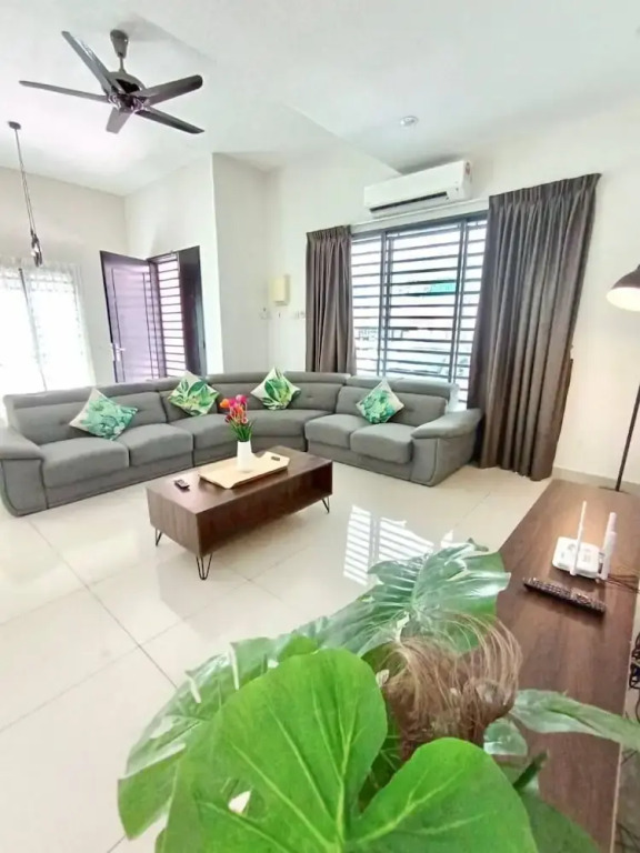 Tropical Livings Meru Ipoh Homestay