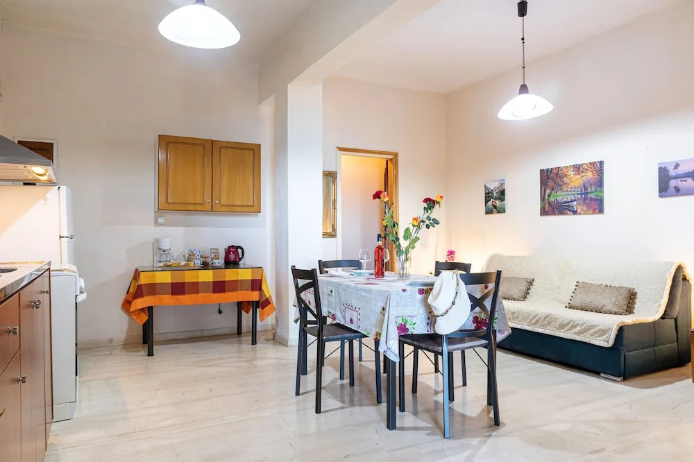 Seaside Sunset Flat - Perfect Location