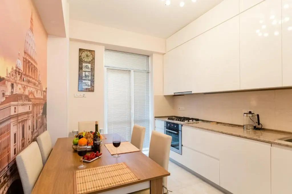 Serviced Apartment on Rustaveli Avenue 16