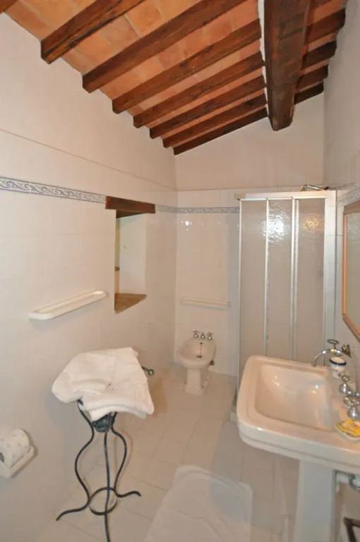 Borgo Elena