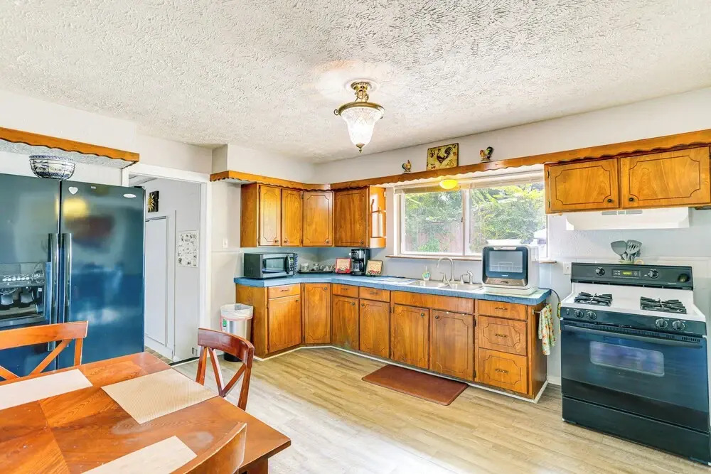 Convenient Family Home  3 Mi to Fort Sill!