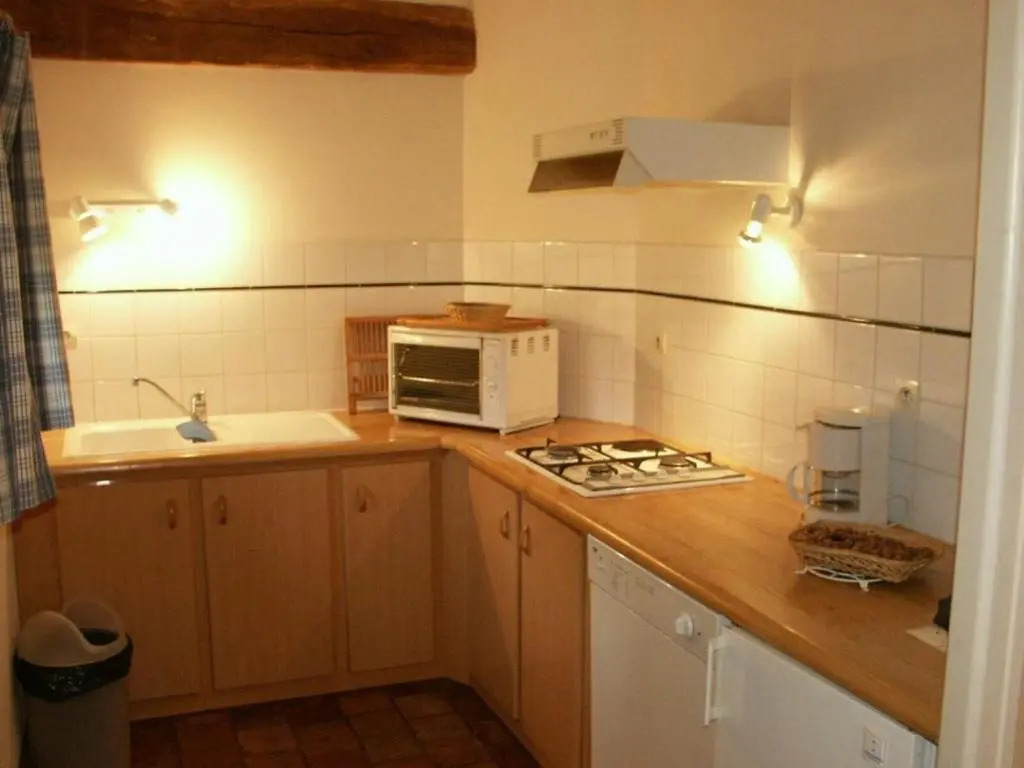 Gîte rural proche châteaux, animaux bienvenus, grand jardin - FR-1-381-68