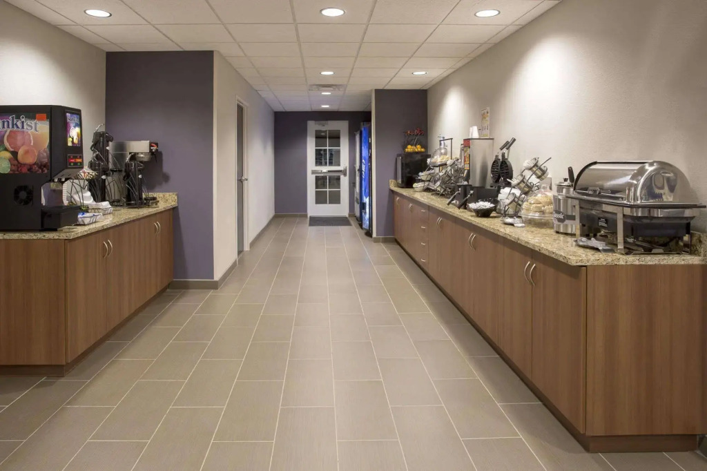 Quality Inn & Suites Caldwell I-77