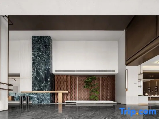 Ruitai International Hotel (Wuhan Tianhe Airport Aviation Headquarters Subway Station)