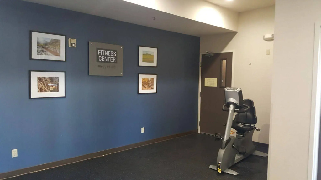 Best Western Plus Delta Inn & Suites