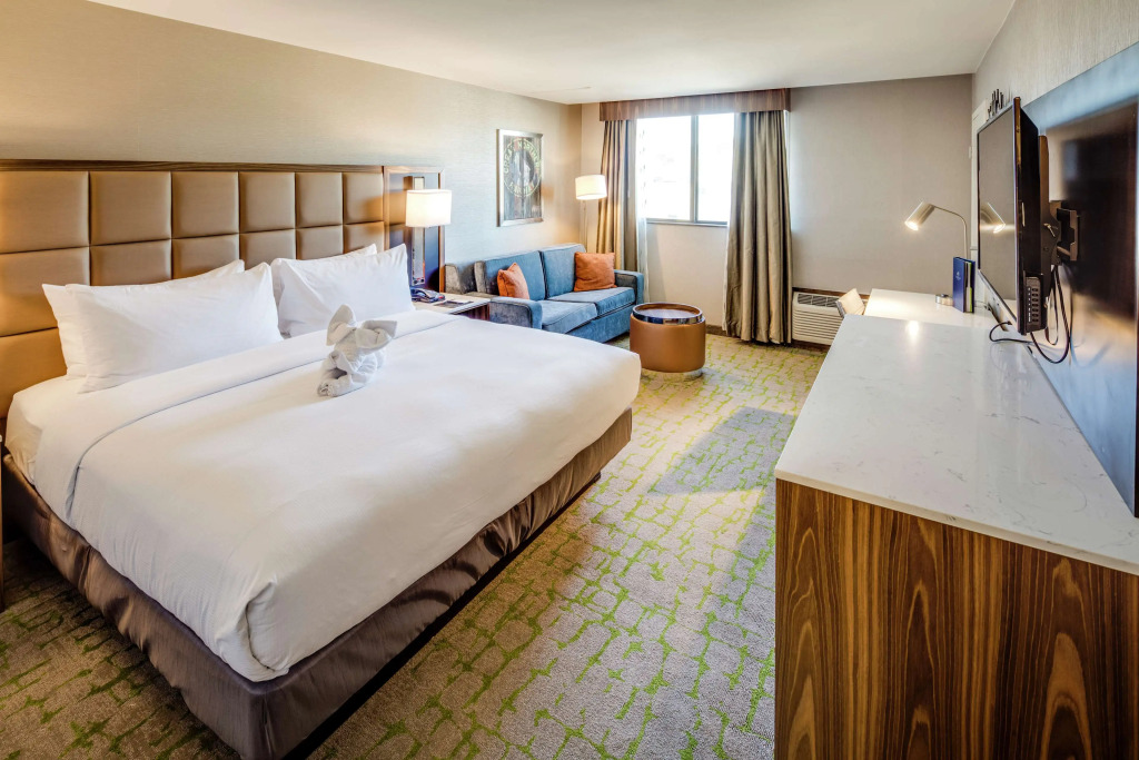 DoubleTree by Hilton Huntington, WV