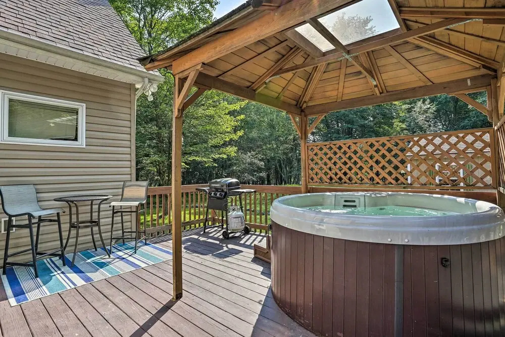 Near Lake & Hiking: Pocono Home w/ Hot Tub