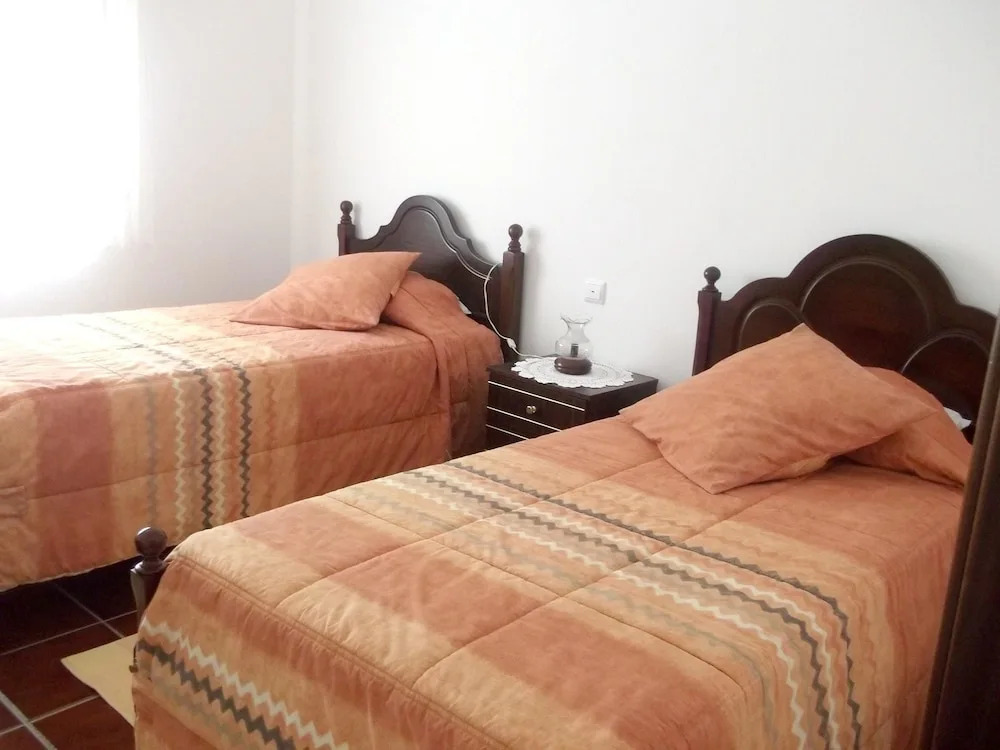 House With 9 Bedrooms in São Bartolomeu de Galegos, With Wonderful Mou