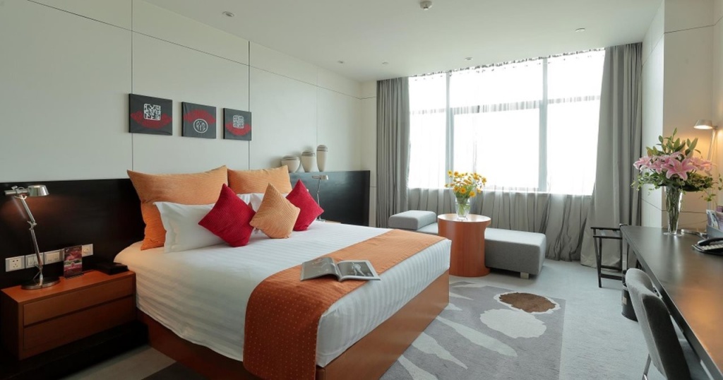 Mercure Suzhou Park Hotel and Suites