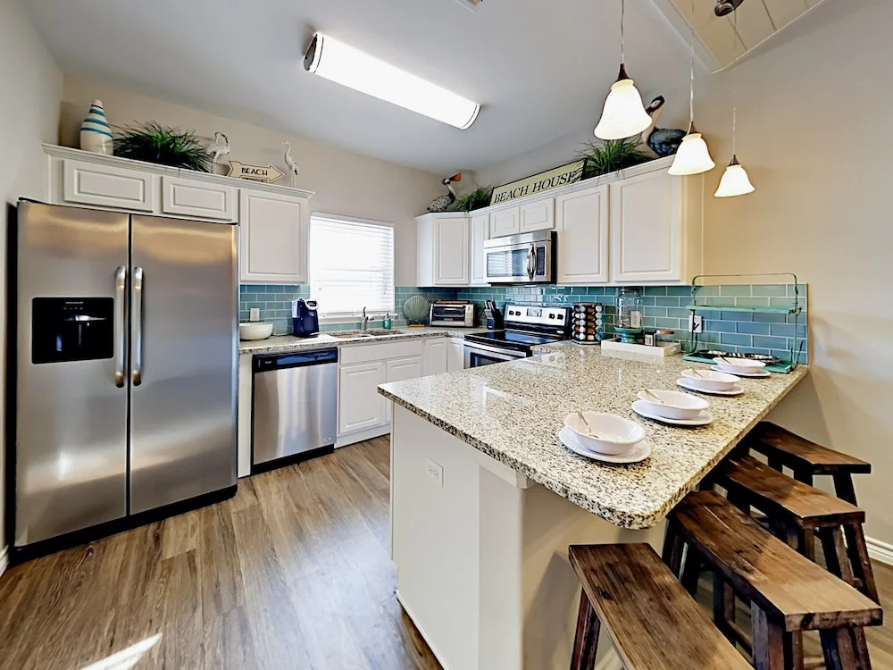 1813 S 11th St Townhouse Unit 403