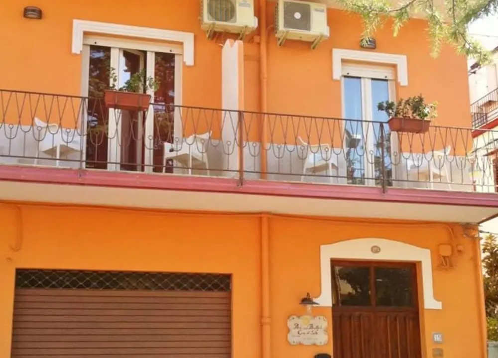 Casa Del Sole B&B