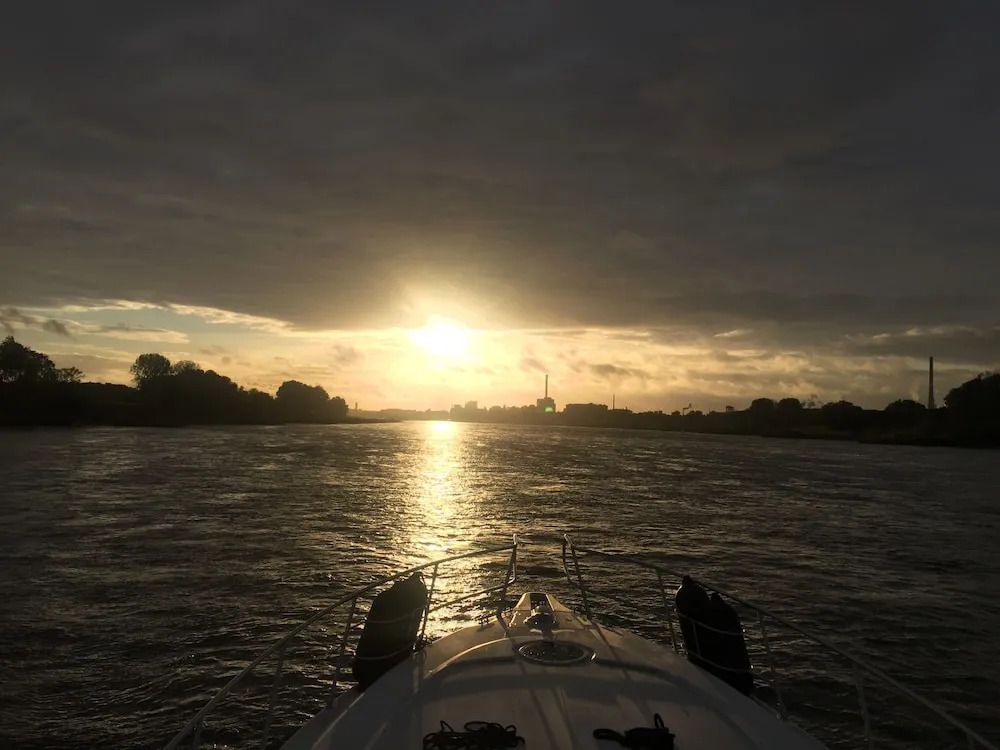 Rhein Yacht Lexa