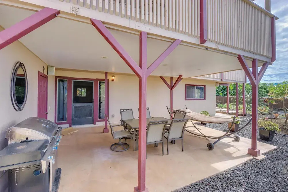 Hale Nui Ohana - 4 Br home by RedAwning
