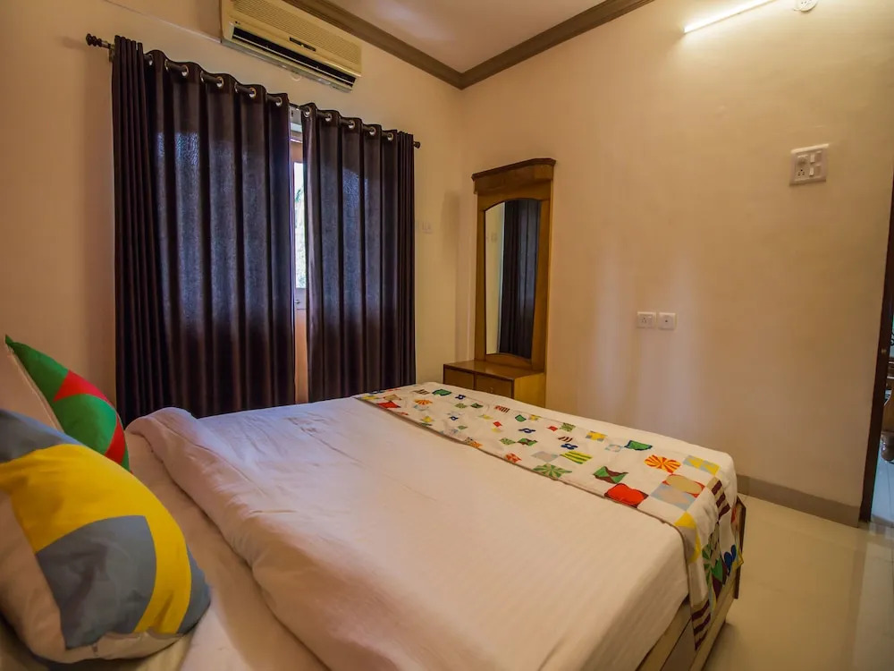 OYO 13515 Home Graceful Studio Calangute