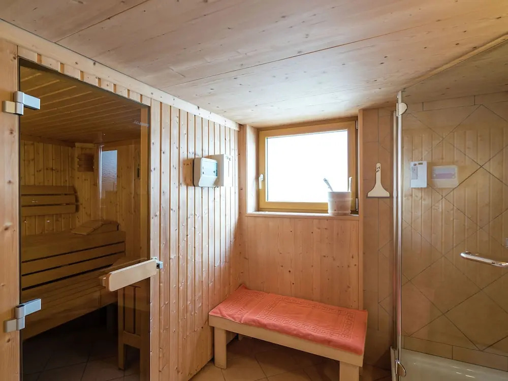 Mountain View Apartment With Sauna In Taxenbach
