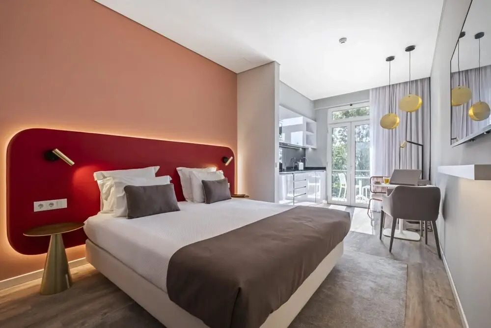 King David Suites 502 by Homie