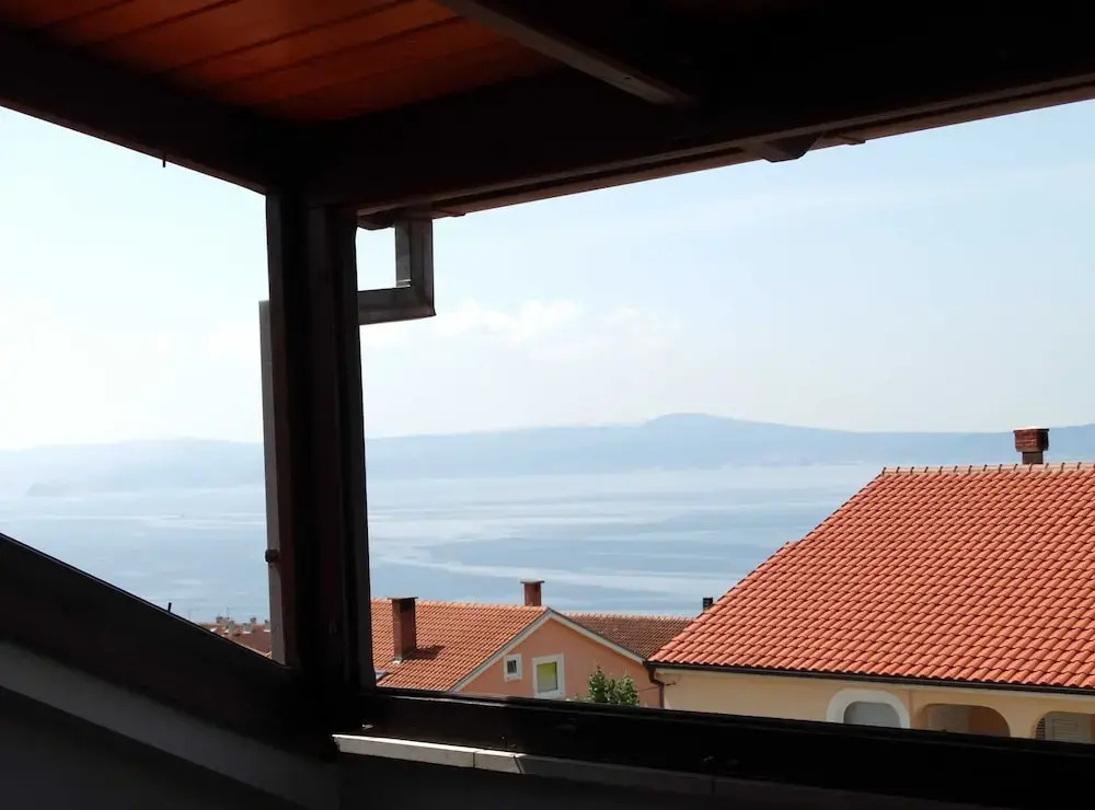 Sweet and Simple Sea View Crikvenica Apartments