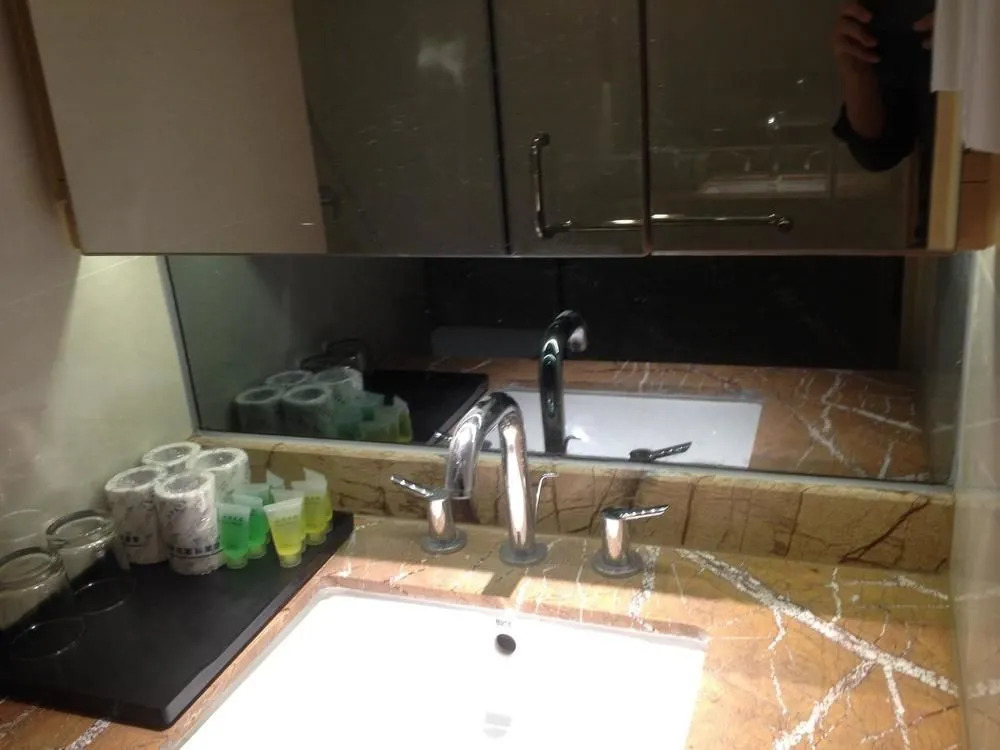 Bojing Hopson Plaza Apartment Hotel - Room 1803