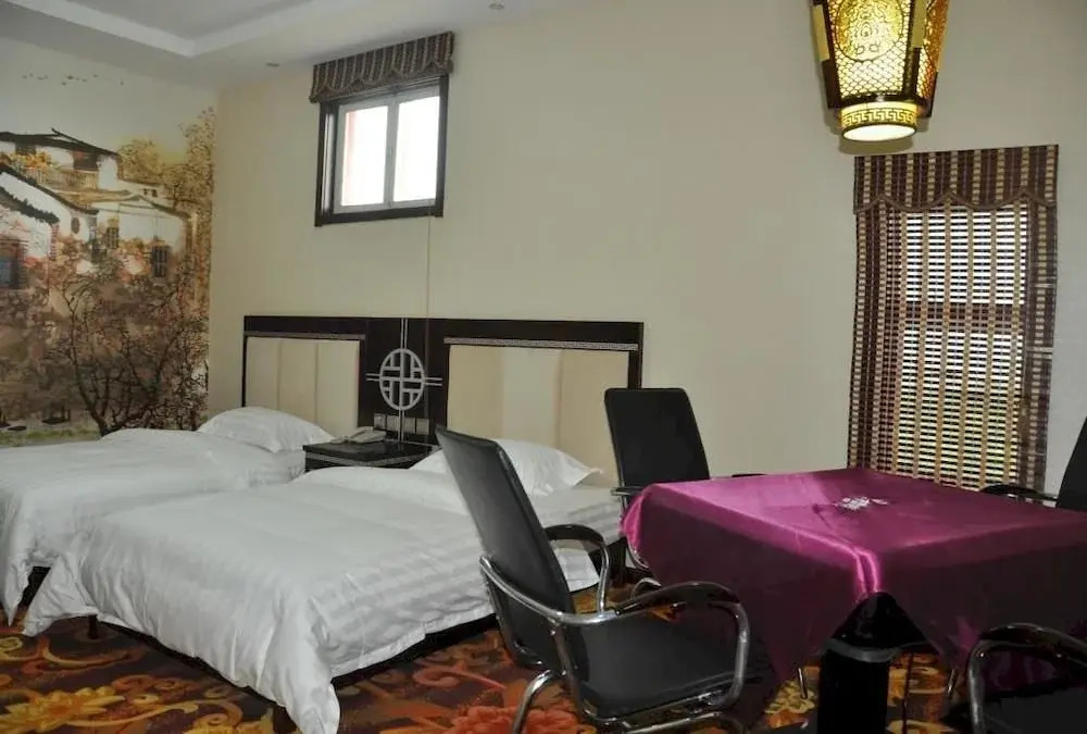 Lingshi Villas