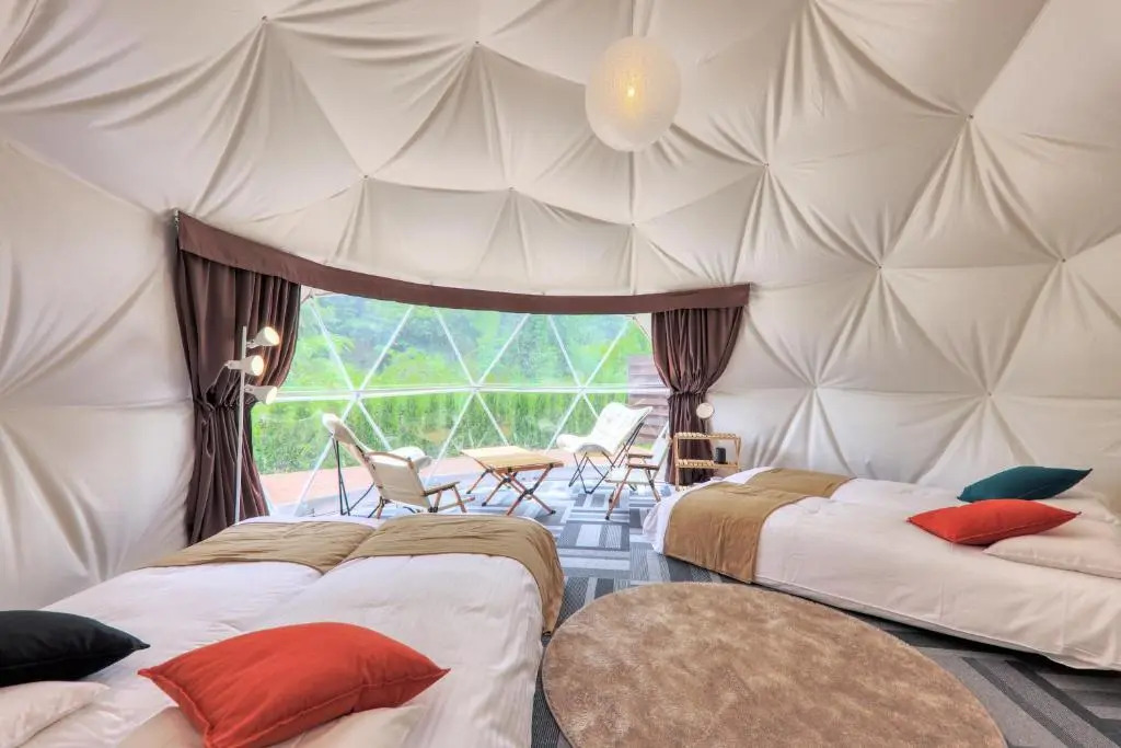 Glamping Resort Varie