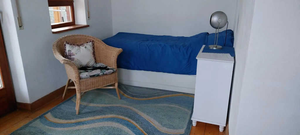 Helle ruhige Zimmer zu vermieten