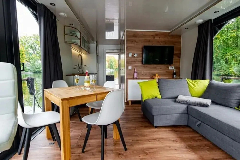 Houseboat on the Dahme, Wildau