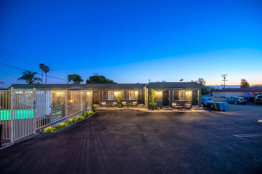 Shell Beach Inn