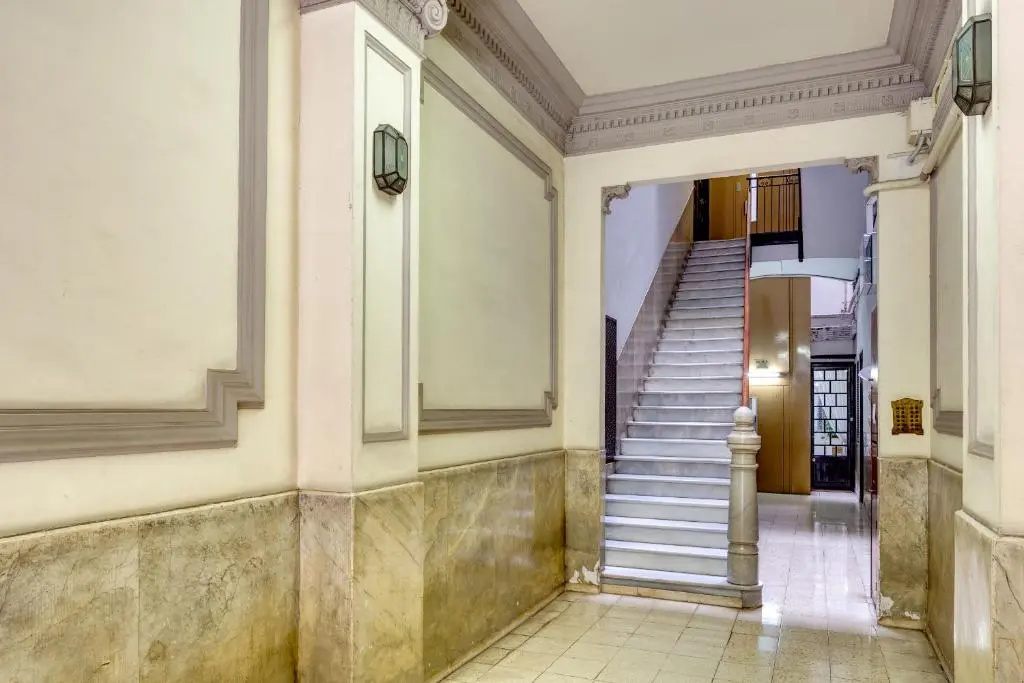 Renovated & Classic 3-Bedroom Sagrada Familia Apt.