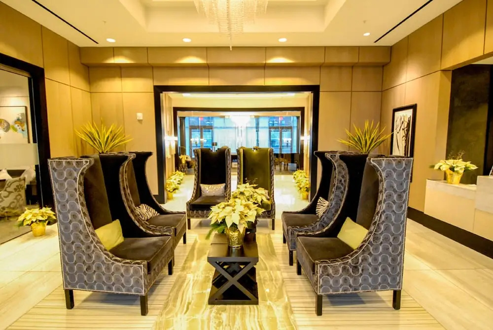 Global Luxury Suites at Park Crest