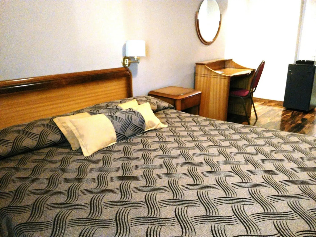 Tritone Hotel