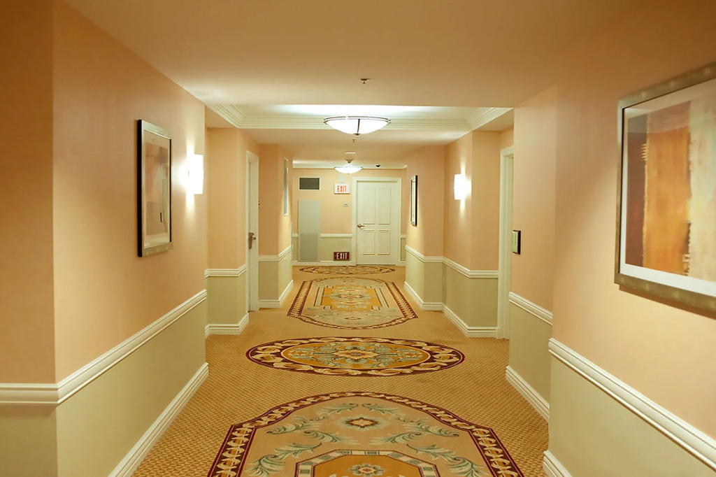 888 Two Bedroom Three Bath Suite at Signature Condo Hotel