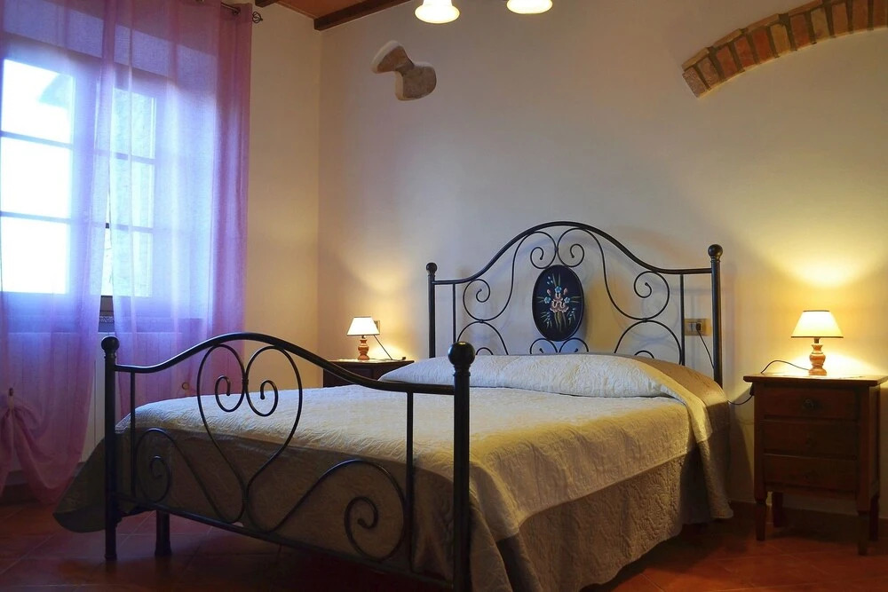 Apartment With one Bedroom in Volterra, With Wonderful Mountain View,