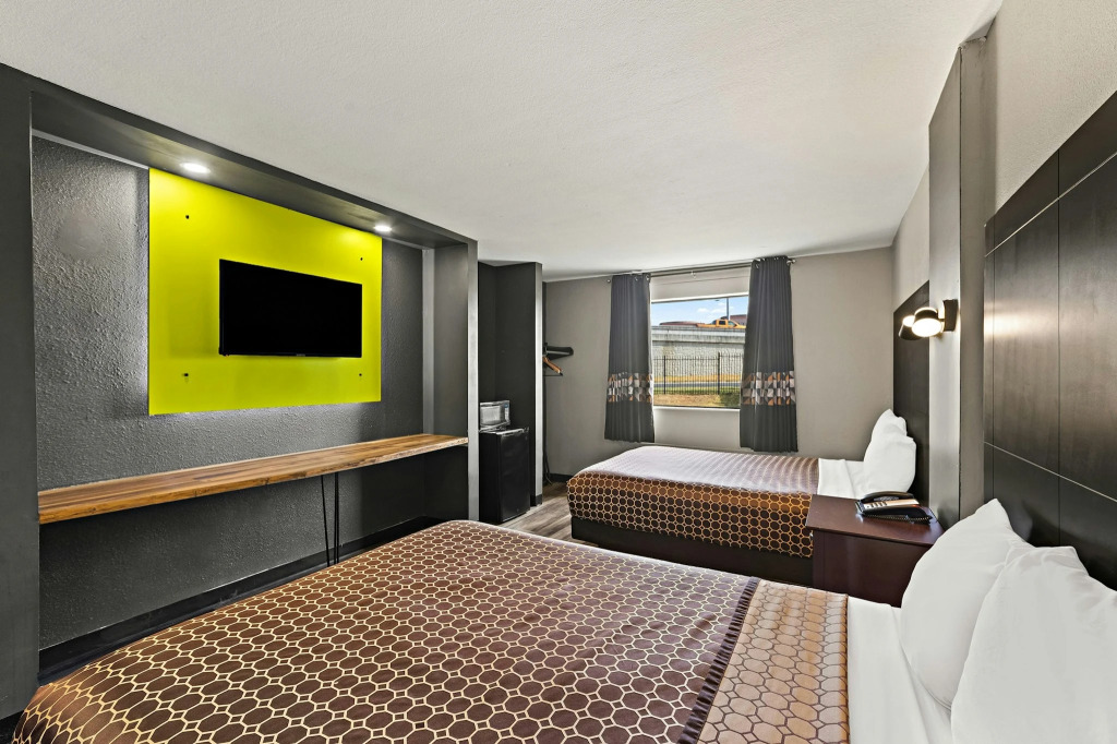 Rodeway Inn and Suites Austin