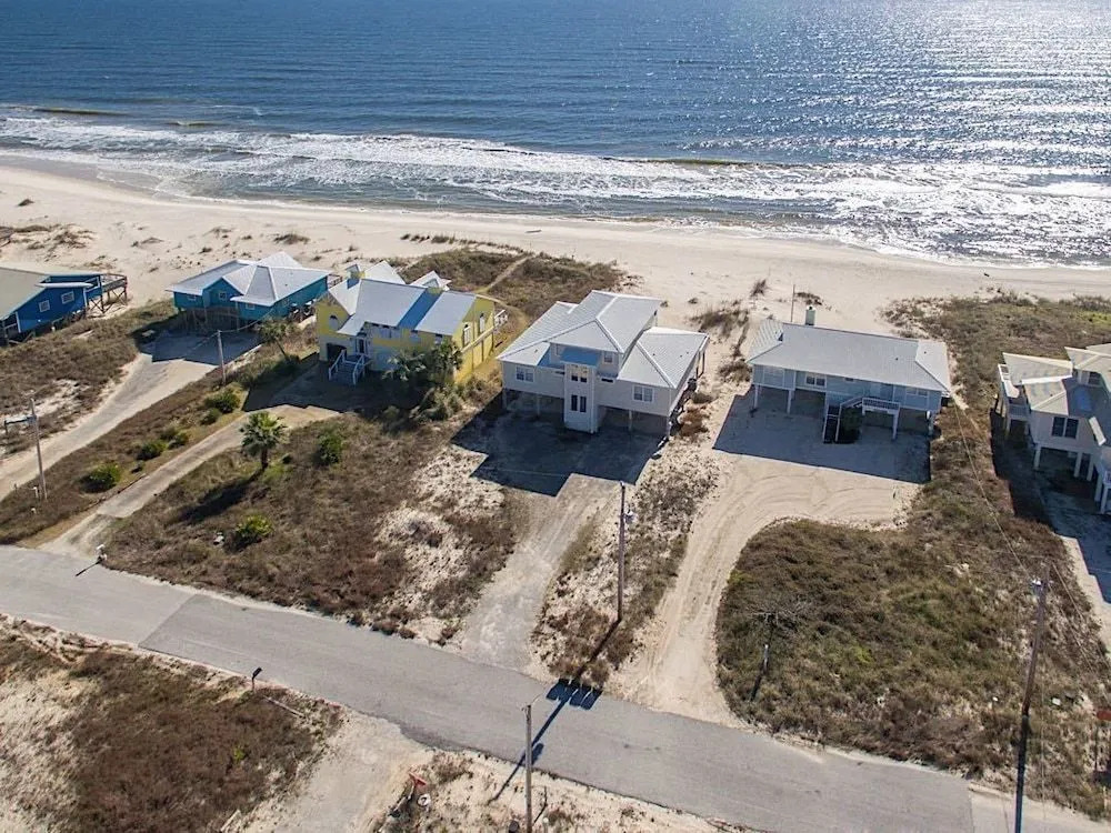 4050 Gulf Wind Ct Home by RedAwning