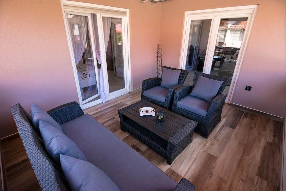 Apartments with pool 992