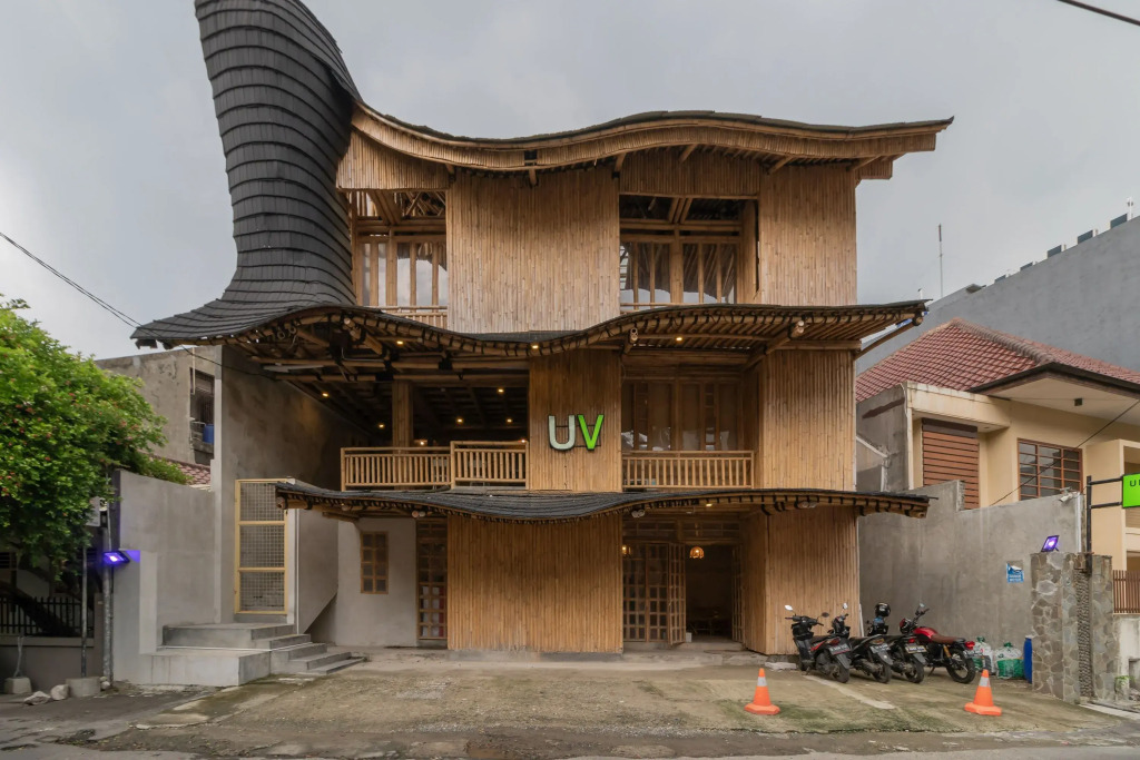 Urbanview Hotel Ta-ke Blok M