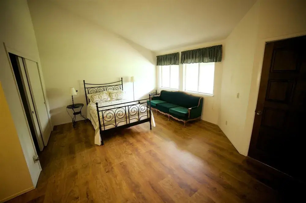 Hotel Charlotte Vacation Rentals