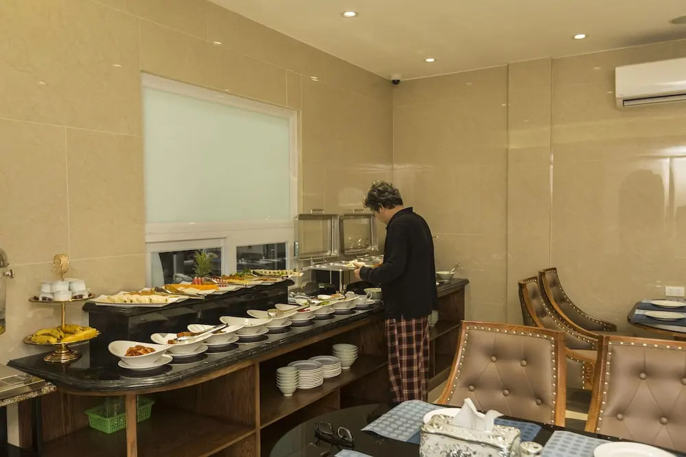 Blubiz Hotel 8