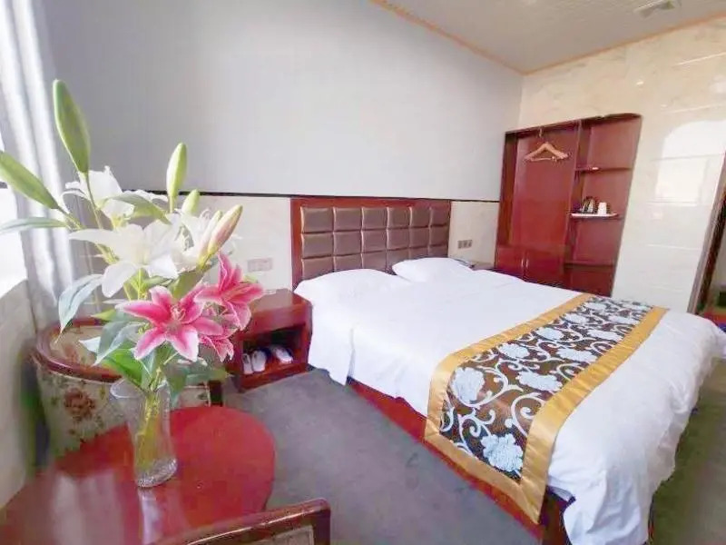 Shell Lu An East Bus Station Hotel